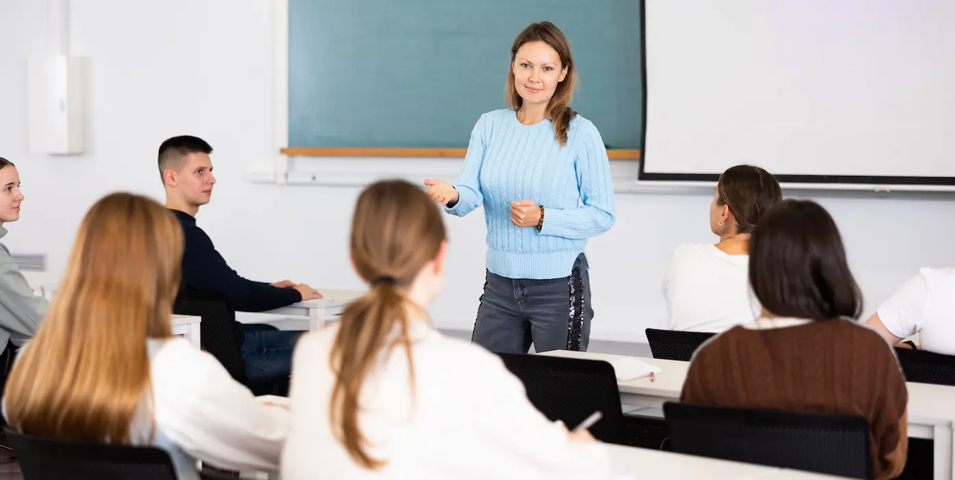 ekpedefs-oi-kathigites-mas